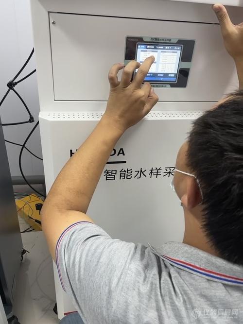 指导安装与调试 / 陆恒技术服务部 文字 / 网络及陆恒生物
